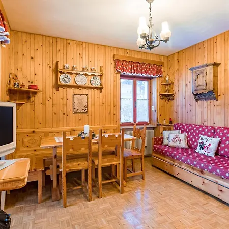 A Casa Delle Dolomiti Apartment *